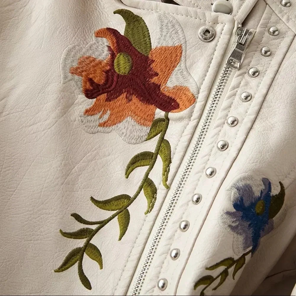 🎉New Chic Ivory Floral Print Embroidery FauxLeather Moto Jacket - Picture 5 of 16